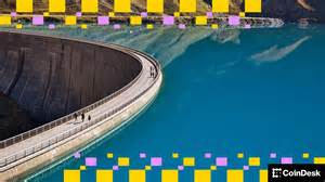 随着美国证券交易委员会(SEC)批准通用上市标准,加密货币交易所交易基金(ETF)迎来爆发式增长机遇,但这种变革对数字资产价格的影响呈现出差异化表现,投资者需理性看待市场动态和潜在风险。
