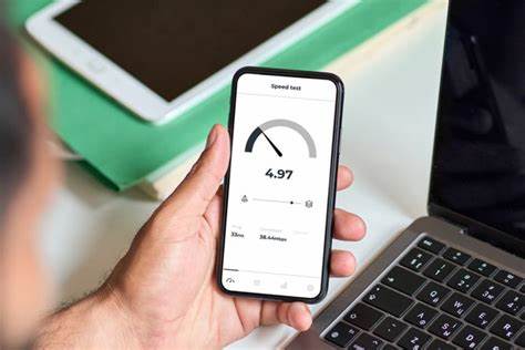 深入了解南非互联网速度检测的多种方法,助力用户准确评估网络性能,保障线上体验流畅。本文详尽介绍利用MyBroadband平台及其他工具检测网速的步骤与技巧,为南非互联网用户提供实用参考。
