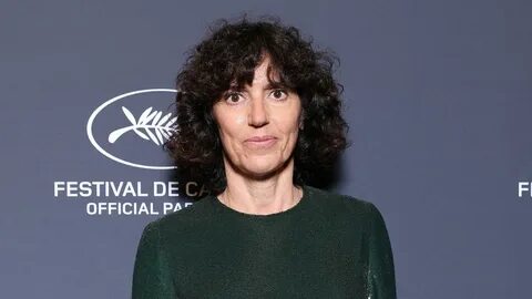 古驰迎来领导层重大调整,弗朗西斯卡·贝莱蒂尼接任首席执行官,成为品牌新一代掌舵人。在奢侈品行业快速变革的大背景下,古驰如何通过新领导力实现创新驱动和持续增长成为外界关注焦点。
