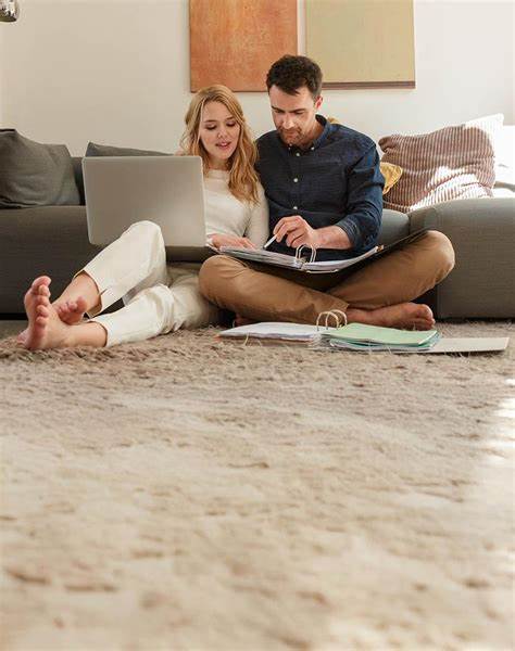 深入了解EWE为家庭和企业客户提供的全面帮助与支持服务,涵盖客服渠道、智能管理工具、支付方式及消费者保护等多维度信息,助力用户轻松应对能源和通信相关事务。
