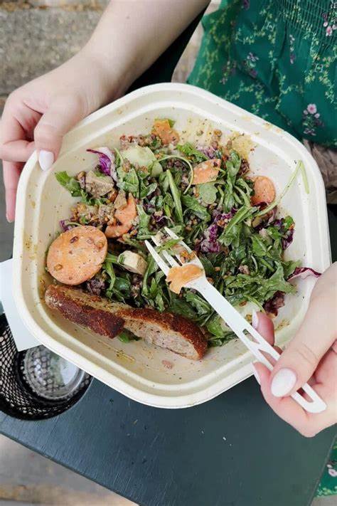 深入探讨碗槽文化的起源、发展与广泛影响,揭示其为何在现代社会迅速传播并占据主导地位,以及背后的社会心理和文化动因,助力读者全面理解这一现象。
