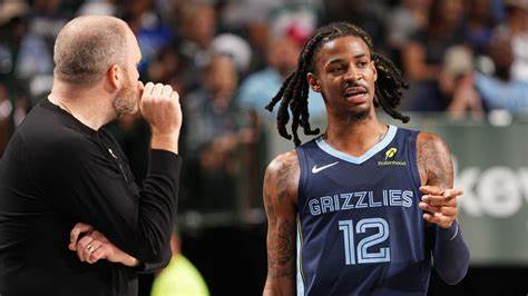 深入剖析2024-25赛季男子大学篮球力量指数,解析球队实力排名,赛季趋势及未来展望,助力篮球爱好者全面了解NCAA最新动态与比赛预测。
