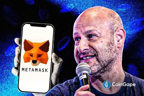 MetaMask作为全球领先的以太坊钱包,正准备推出其官方代币MASK。ConsenSys CEO Joe Lubin近日透露,该代币的发行时间将比预期更早,标志着MetaMask平台向去中心化迈出了重要一步。本文深入探讨MetaMask代币的背景、市场影响及未来发展前景。
