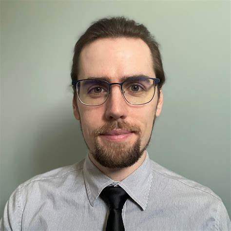 全面解析在LinkedIn平台上2600多位名为Eric Martinez的专业人士的职业背景、行业分布与职业发展趋势,揭示个人品牌塑造与网络拓展的重要性。
