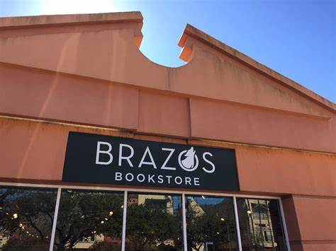 深入了解位于休斯顿的Brazos Bookstore,这家独立书店如何通过丰富的活动、多样的图书选择和独特的社区氛围,为读者和书籍爱好者打造难忘的购物体验。
