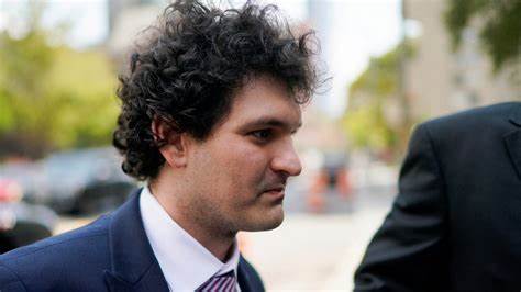 前加密货币交易平台FTX创始人山姆·班克曼-弗里德因大规模诈骗案被美国法院判处25年有期徒刑,案件揭示了加密行业监管和风险管理的重大缺陷,也引发了全球对于虚拟货币市场透明度和投资者保护的深刻反思。
