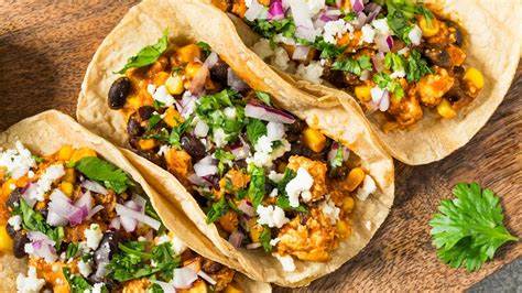 掌握科学的家庭晚餐策略,提升家庭生活质量,实现健康美味又省时的用餐体验。本文分享多种实用方法,帮助你每天轻松应对晚餐准备,减少压力增进全家幸福感。
