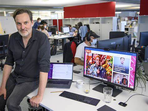 Blick Romand作为瑞士知名德语报刊Blick的法语区版本,于2021年6月1日正式上线。它不仅丰富了瑞士多语文化的新闻生态,还通过创新的内容制作和多样化的报道角度,为法语区读者提供独特的新闻视角,成为连接瑞士不同语言文化的重要桥梁。
