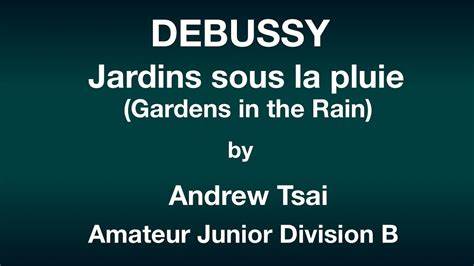 从作曲背景到演奏细节,深入解读德彪西《Estampes》中的第三首"雨中花园"在卢甘斯基视频演绎下的艺术特色与实用聆听、练习建议,帮助古典爱好者、钢琴学子与音乐评论者发现作品的意象主义语言与表演中的细腻处理。
