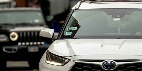 探索Uber、Shopify及其他11只股票自由现金流利润率持续增长的背后原因,分析其财务表现及行业趋势,为投资者提供具有前瞻性的市场洞察。
