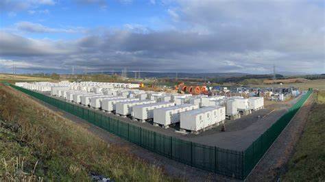 介绍Fidra Energy成功获得4.45亿英镑投资,推动英国South Yorkshire地区Thorpe Marsh电池储能系统建设,打造英国最大电池储能设施,助力清洁能源发展和电网稳定的详细报道。
