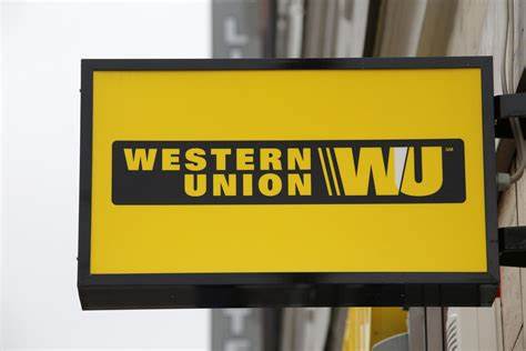 深入分析著名投资评论员吉姆·克莱默对西联汇款(Western Union)股票的观点,探讨西联在全球汇款市场的现状及其未来发展潜力,结合数字化转型和市场趋势,为投资者提供独到见解。
