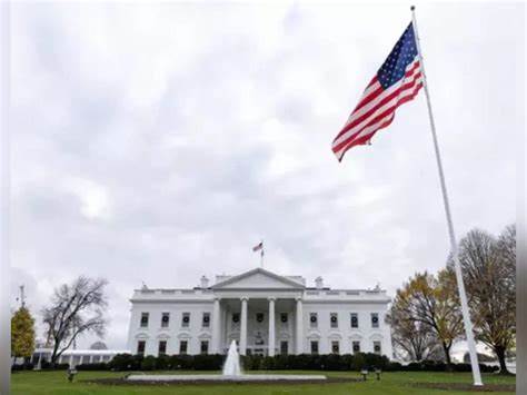 美国政府关门将冲击哪些行业?投资者与企业的应对策略解析
