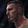 在UFC 321的主赛事中,英国重量级选手Tom Aspinall与法国选手Ciryl Gane的对决因一记意外的眼部伤害被迫中止。本文将深入分析这场比赛的经过、伤害的严重性以及对两位选手职业生涯的影响。
