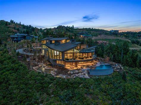 Why a Utah Chalet Is the Perfect Setting for the Ultra Wealthy in 'Mountainhead'