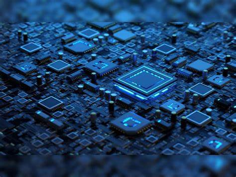 报道透露美国拟要求芯片企业以在美产量抵消现有进口量,否则征收关税。文章解析政策细节、实施难点、对产业链与全球供应的潜在影响,并提出企业与政策制定者的应对思路。
