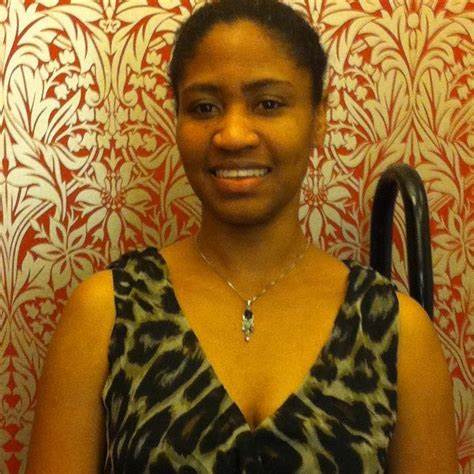 随着互联网社交方式的不断革新,匿名群聊成为人们日常交流的新趋势。Cooler.chat作为一款无账号、即刻加入的匿名群聊平台,打破传统社交壁垒,为用户带来全新沟通体验。本文深入解析Cooler.chat的独特优势及其在现代社交中的应用价值。
