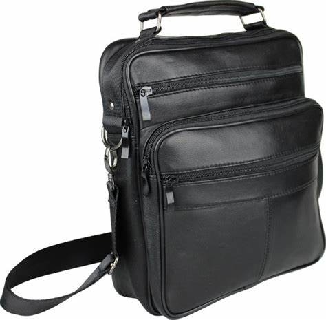 深入探讨男士包袋的多样款式与实用功能,助您在bol.com上轻松选购符合需求的高品质男士包袋,提升生活与职场品味。
