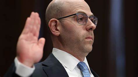 美联储官员斯蒂芬·米兰针对当前经济环境提出明确的降息建议,强调通过适当的货币政策调整避免失业率上升,为经济增长提供有力支持。本文深入分析了米兰的观点及其对未来货币政策的影响。
