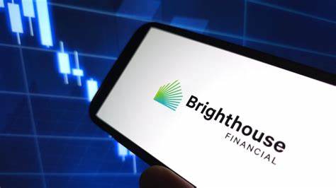 Aquarian控股正在牵头一个财团,与Brighthouse Financial进行高级别收购谈判。此次交易若成行,将为保险领域带来重要影响,标志着全球保险服务市场格局深刻变化。本文深入解析收购背景、交易细节、行业影响及未来前景。
