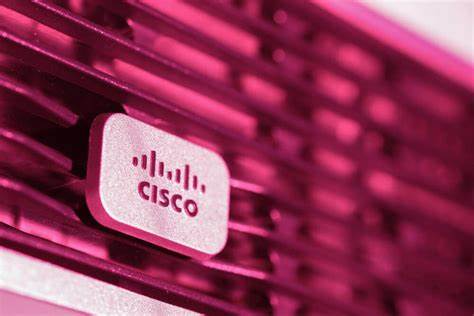 解析Cisco ASA/FTD高危漏洞被主动利用的背景与影响,梳理识别、应急、补丁与替代策略,帮助网络与安全团队在有限时间内降低被攻陷风险并改进长期治理
