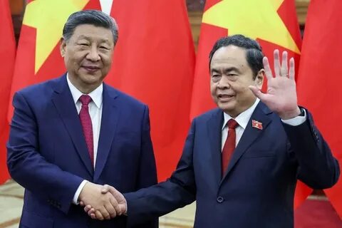 China's Xi hails strategic cooperation at start of Malaysia visit - Reuters