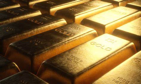 随着全球经济不确定性持续加剧,黄金作为避险资产的吸引力显著增强,分析师普遍认为金价上涨趋势尚未结束,具有进一步上行空间。本文深入探讨推动黄金市场回暖的因素及未来走势展望。
