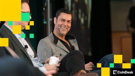 解析Raoul Pal关于美国财政部向国库普通账户(TGA)补仓如何影响比特币与全球M2相关性的观点,阐明货币供应、国债发行与流动性传导机制对加密资产的影响,并提出投资者应关注的关键数据与风险管理建议
