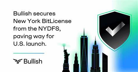 Bullish US Operations LLC成功获得纽约金融服务部颁发的BitLicense和资金传输执照,标志着其在美国加密货币市场迈出了重要一步。本文深入分析Bullish的牌照意义、市场表现以及未来发展潜力,探讨其如何凭借这一里程碑实现业务扩展与投资者信心提升。
