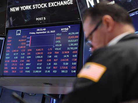 为什么股市创纪录的上涨在放缓:原因、风险与投资应对策略
