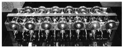 深入探索开源项目"da Vinci Codex",利用现代物理仿真技术和工程安全分析,重塑和解析列奥纳多·达·芬奇的机械发明。融合历史文献与现代科学,推动教育创新与技术研究,呈现文艺复兴时期机械工程的魅力与智慧。
