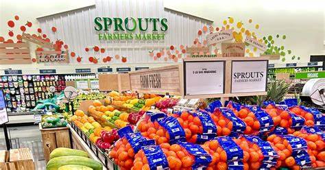 Sprouts Farmers Market持续加快扩张步伐,最新宣布将在佛罗里达威尼斯开设新店,不仅为当地带来多样健康食品选择,也创造了宝贵的就业机会,彰显其在美国有机及天然食品市场的领导地位。
