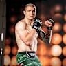 意大利顶级MMA选手马文·维托里因肩伤延长休战期,本文深入分析其伤病对职业生涯的影响,探讨康复进展及未来复出计划,为格斗迷提供权威信息。
