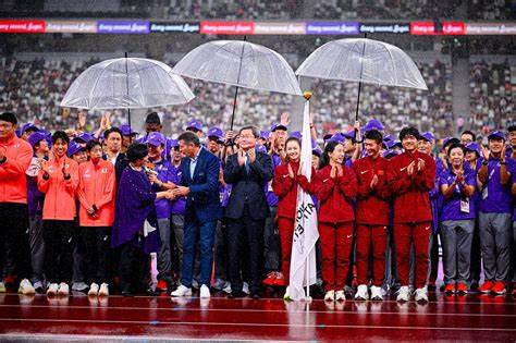 2025年田径世锦赛在东京盛大举行,德国田径队凭借顽强拼搏和突出表现,赢得了五枚奖牌。本文深入分析德国国家田径联盟(DLV)在本届赛事中的整体表现、优势与不足,探讨其未来发展趋势及田径运动在德国的地位。
