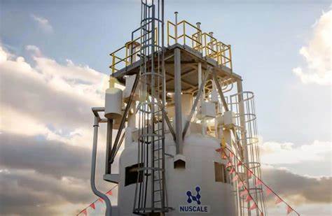 在监管审查、燃料供应、融资压力与市场竞争多重因素交织下,Oklo与NuScale的估值遭遇回调。本文深入剖析促成评级下调的关键因素、对投资者的影响以及未来可能的催化剂,为关注小型与微型核能商业化的读者提供务实判断与风险管理思路。
