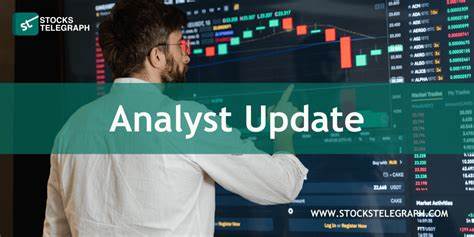 摩根士丹利分析师维持对SPS Commerce的买入评级并给出170美元目标价,这反映出公司凭借庞大的交易网络、云端供应链解决方案与人工智能能力,在电商和零售供应链数字化浪潮中具备长期竞争优势。文章解析评级背后的逻辑、业务模式、关键增长驱动和投资者应关注的风险与指标。
