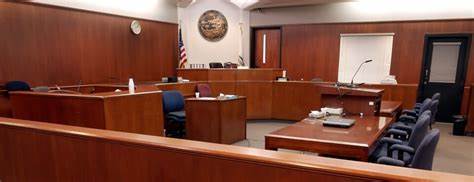 本文深入探讨了一起涉及律师利用人工智能生成虚假法律引证的案件,分析事件经过、法律影响及人工智能在法律行业的风险与挑战,为读者揭示现代科技与法律伦理交织的复杂局面。
