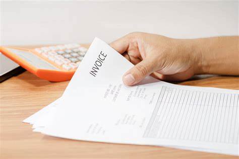 开源软件基础设施作为现代软件开发的核心,正面临前所未有的压力和挑战。OpenSSF及多家基金会联合发声,强调基础设施运行并非免费,企业与用户必须承担相应费用以维持生态健康发展。本文深度解析当前开源基础设施的经济困境、造成的影响以及未来可能的解决之道。
