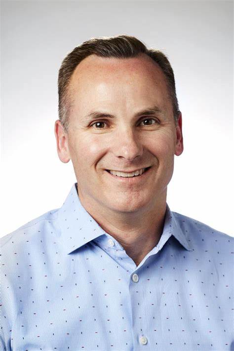 Marqeta公司宣布Mike Milotich正式担任首席执行官,凭借丰富的金融科技经验和领导才能,助力公司在数字支付领域实现更大突破与成长。文章深入解析Milotich的职业背景及其对Marqeta未来发展的影响,探讨开放API支付平台的行业趋势。
