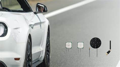 Quectel 推出四款涵盖全频段和多频段的高精度GNSS天线,配合全球RTK校正服务,实现全球厘米级定位精度,助力自动驾驶、农业、物流等多个行业的精准导航需求。本文深入解析新产品性能特点及应用前景。
