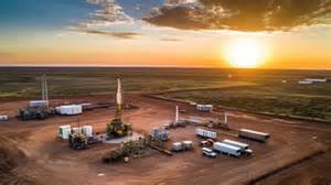 康菲石油凭借其多元化的资产组合、优异的成本控制能力以及稳健的现金流战略,逐渐确立了其作为油气行业领先分红股票的地位,成为投资者关注的焦点。本文深入探讨了康菲石油在市场波动中保持竞争优势的原因及其未来增长潜力。
