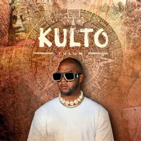 探讨古代摩洛克崇拜的历史证据与学术争议,分析人祭作为社会、政治与宗教象征在不同时代的延续,并反思现代社会如何避免被"吞噬"的命运与寻求和平替代路径
