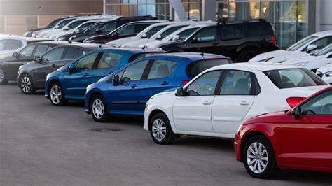 UK used car market remains stable with seasonal price dips in May