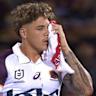 澳大利亚橄榄球联盟(NRL)球员加雷斯·维多普在比赛中肩部受伤,面临长期休养。本文探讨其伤病影响、职业生涯挑战及未来发展,为球迷和体育爱好者提供深入分析。
