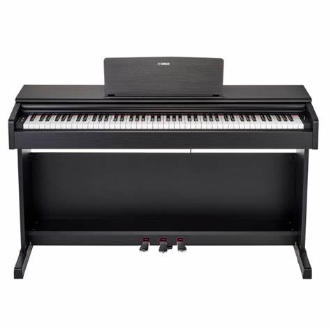 深入探讨雅马哈YDP-145 B Arius数码钢琴套装的设计理念、核心技术和用户体验,解析其如何通过高品质音色与先进功能满足初学者和进阶玩家的多样需求,同时揭秘套装包含的配件所带来的演奏便利和价值优势。
