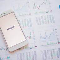 埃里斯塔网络作为领先的云网络解决方案提供商,近期迎来多家顶级投行的股价目标上调,市场普遍看好其2026年强劲的销售增长和高利润率表现,彰显出其在网络行业的竞争优势和长期发展潜力。
