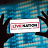 深入探讨Live Nation Entertainment股票在过去一年及近期的市场表现,比较其与标普500指数的涨幅差异,解读公司业务优势和未来增长潜力,为投资者提供全面分析。
