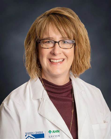 探讨8901右眼被攻陷现象背后的技术细节与社会影响,深入分析网络安全漏洞及防范策略,揭示数字时代保护个人信息的重要性。
