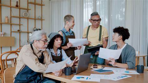 从技术基础、代币经济、生态活力与监管风险多维比较以太坊与BNB,评估二者成为"百万富翁制造者"的可能性,并给出长期投资视角与风险管理建议
