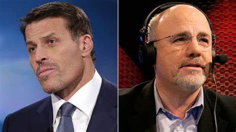 随着2026年的到来,个人理财的重要性愈发凸显。本文深入比较了两位广受欢迎的理财导师Tony Robbins和Dave Ramsey的理财哲学与策略,帮助读者根据自身情况选择最适合的财富管理方式。探讨投资多样化与债务管理的优劣,剖析适用人群,助力实现财务自由与稳定。
